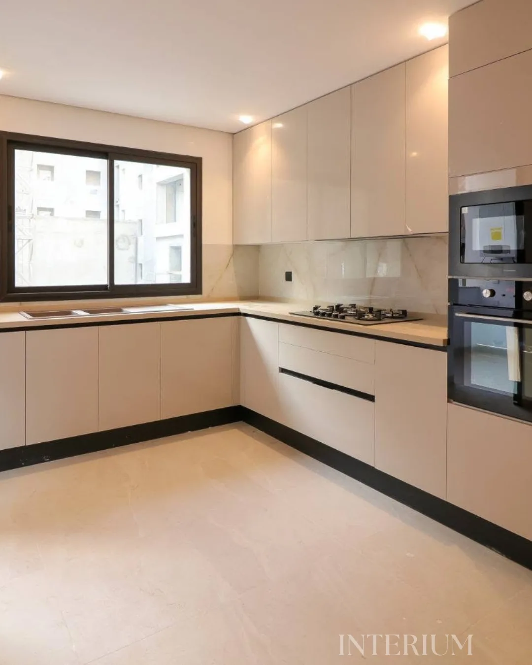 Cuisine équipée Casablanca moderne réalisée par Interium